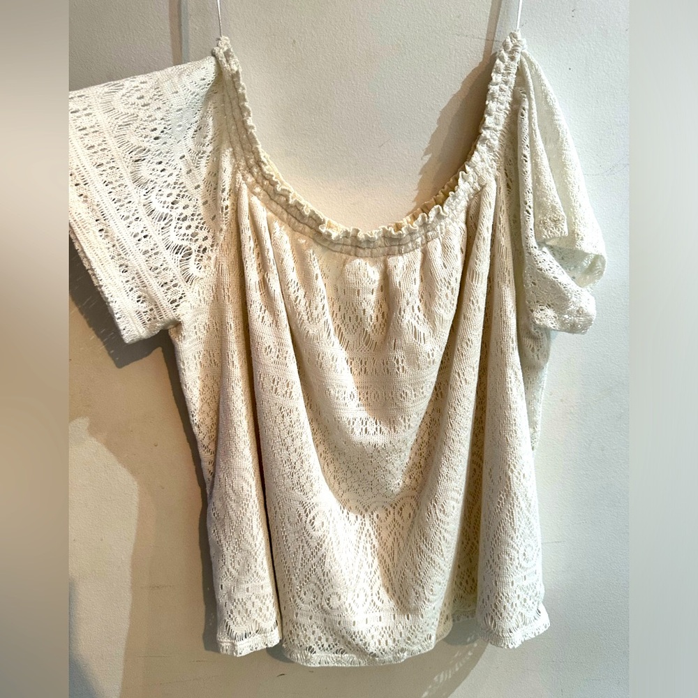 H&M Off Shoudler Top